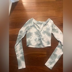 Cropped tie-dye blue long sleeve